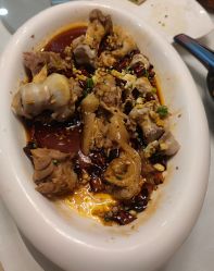 -鑫淼餐饮娱乐中心(江东街店)