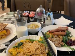 -圣丰索菲特·2 On 988 Café 自助餐厅