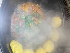 -锅老头海鲜铁锅炖