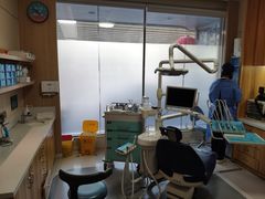 -上海仁爱医院口腔科 · 种植