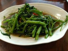 -Dang restaurant (patong phuket)