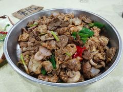 -标记美食新鲜猪杂(兴南大道店)