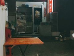 -威邵鸡煲(西华路总店)