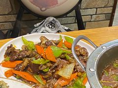 -一群羊手扒肉·火锅·早茶(远东公寓店)