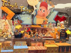 -泡泡玛特POPMART(国金街店)