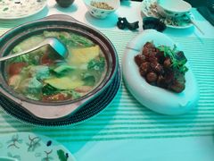 宫廷杭三鲜-桂满陇·蟹黄小笼汤包(巴黎春天浦建店)