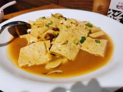 目鱼炖豆腐-宴小馆·小海鲜青岛菜(五四广场店)