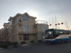 -兴芮温泉度假区