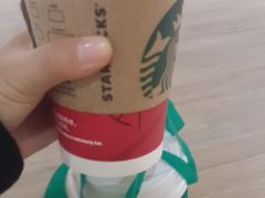 -星巴克臻选(盐城金鹰聚龙湖店)