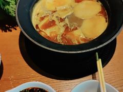 -呷哺呷哺(融创茂店)