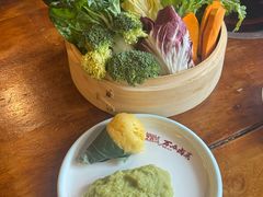 -老鼎万春卤菜(五代传承创始老店)