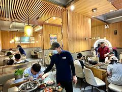 -围炉肉舍•炭烤活鳗•丹东海鲜烤肉(步行街店)