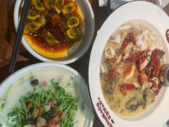 -鱼亨小鲜酸菜鱼(大信店)