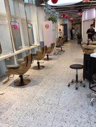 -PE SALON 