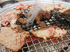 -啊美丽炭火烤肉(滑翔一店)