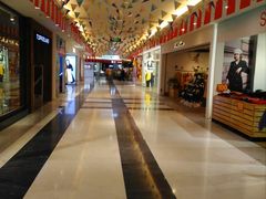 -北京华联购物中心(同成街店)