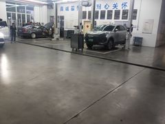 -华胜奔驰宝马奥迪专修连锁(虹梅南路店)