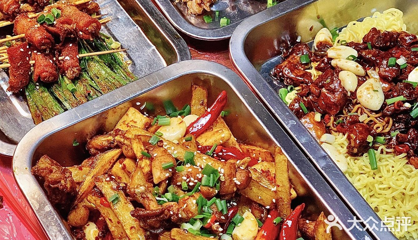 南昌本地人推荐的深夜食堂！汽锅鸡焖面好绝