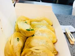 -小姜锅贴(凤凰街店)