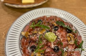 Angus Beef Slices with Tuna Sauce
