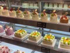 -罗森尼娜(德思勤店)