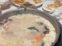 -老员外骨汤火锅(海州古城店)