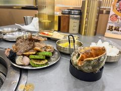-围炉肉舍丹东海鲜烤肉·烤活鳗(步行街店)