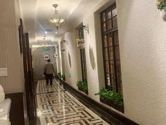 -东方明珠老上海8号餐厅