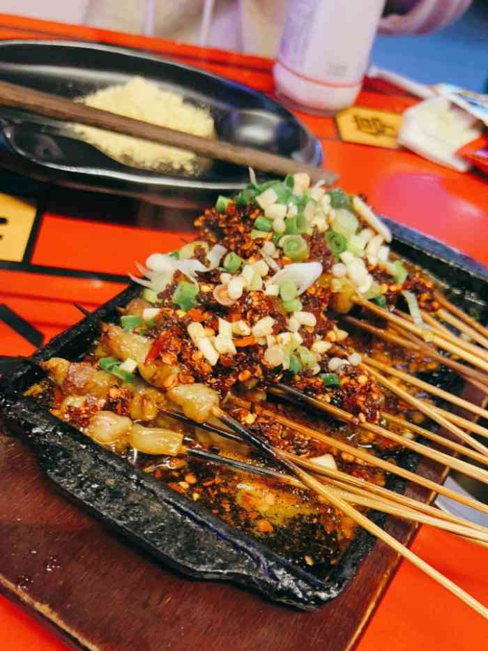 灶门坎卤味烧烤(太古里店)-"【vip有特权—感谢大众点评金主】吕小.