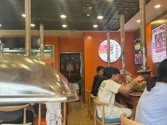 -哈尔滨小酒馆·鲜肉现穿自助烧烤(康新花园店)