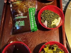 炒制锅底的原料-匠岳·王宝器麻椒鱼(全国总店)