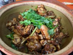 沙姜砂锅鸡-红炎炎农家菜老字号(金水台店)