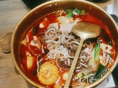 -毛肚向右·川渝毛肚王(经开永旺店)