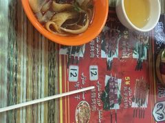-烤肉小伙烤肉店