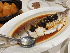 -万龙洲海鲜(大兴绿地缤纷城店)