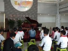 -莘城学校羽毛球馆