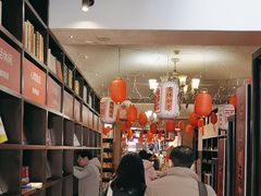 -钟书阁(松江泰晤士小镇店)