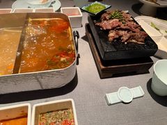 -左庭右院鲜牛肉火锅黑金店(陆家嘴中心店)