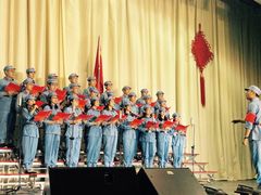 -秀丽美好演出服装租赁合唱主持人礼服实体店(中关村科技发展大厦店)