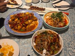 -巴扎美食·新疆菜·西域歌舞表演餐厅(新疆大厦店)