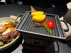 -蟹犇前•帝王蟹雪蟹(陆家嘴店)