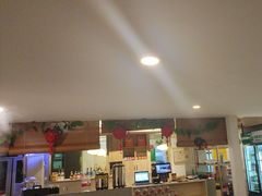 -毛辣果·贵州红酸汤牛肉火锅(西单店)