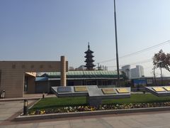 -上海市龙华烈士陵园