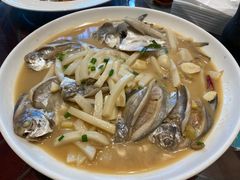 鲳鱼烧年糕-健眺小海鲜(临海后山店)