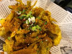 -临界音乐酒馆·小龙虾·江湖菜(华熙LIVE·鱼洞店)