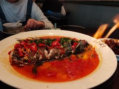 -上名堂·鱼头好吃(体育场路店)