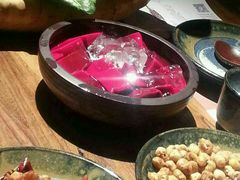 -老牌坊云南鱼豆花火锅(嵩山店)