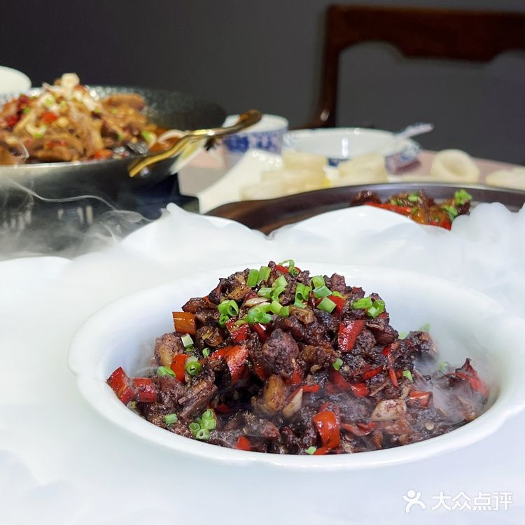 为了吃顿江西菜，排队两小时值了！ 