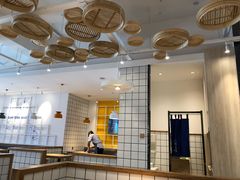 大堂-馋笼小食堂-青岛大虾包(繁花里店)