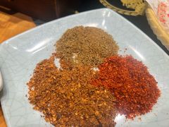 -娜仁图雅蒙古美食村(33小镇店)